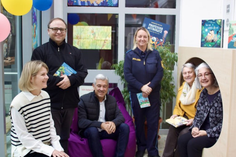 Grossansicht in neuem Fenster: 17.11.2023: Lesewoche Grossansicht in neuem Fenster: 17.11.2023: Lesewoche