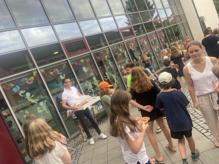 Grossansicht in neuem Fenster: 22.06.2023 Lesenacht in der Grundschule Roßbach Grossansicht in neuem Fenster: 22.06.2023 Lesenacht in der Grundschule Roßbach