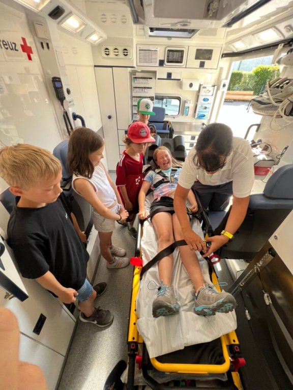 Grossansicht in neuem Fenster: 16.06.2023 Ein Besuch bei der Feuerwehr Grossansicht in neuem Fenster: 16.06.2023 Ein Besuch bei der Feuerwehr